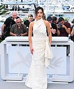 Filename=384.jpg
Filesize=968KiB
Dimensions=2793x3725
Date added=12.07.25 384.jpg